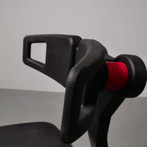 Siège technique pour salle blanche ou laboratoire koncept PVC esd vu du dossier de profil Navailles