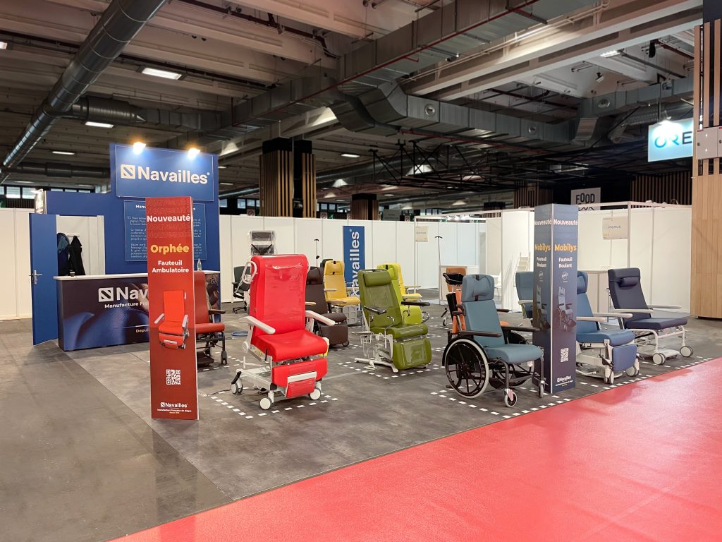 Salon Santé expo 2024 à Paris ! Nous avons eu l'occasion de présenter différents fauteuils médicalisés ainsi que des fauteuils de bureau ergonomiques.