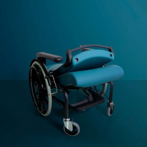 fauteuil roulant à propulsion manuelle non pliant non réversible à dossier inclinable et rabattable plié Mobilys Navailles