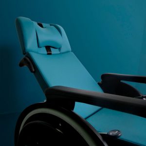 fauteuil roulant à propulsion manuelle non pliant non réversible à dossier inclinable Mobilys Navailles