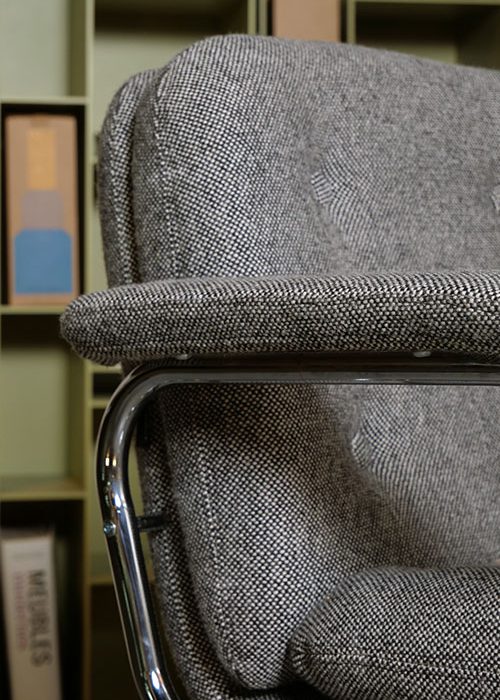 details accoudoirs garni et en alu fauteuil de bureau vintage heritage 80 en laine hallingdal