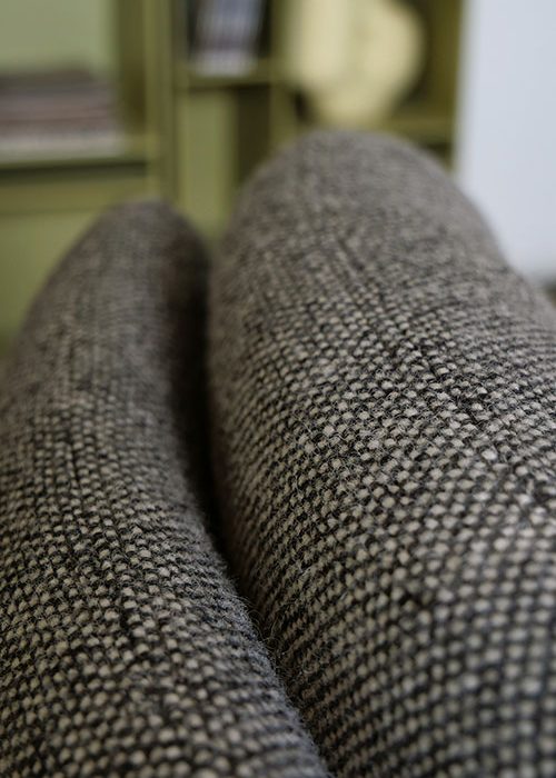 detail dossier en laine hallingdal noire heritage 80 navailles
